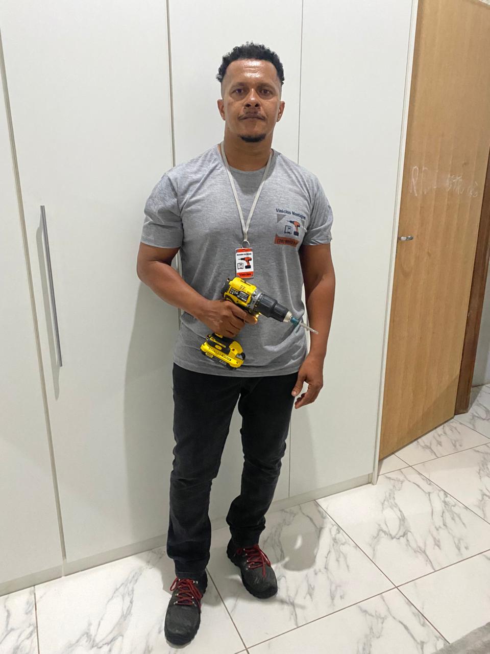 Vinícius Montagem - Especialista em Montagem de Móveis